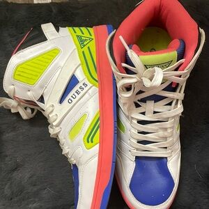 Guess lightly warn if at all. These were given to me and they don’t fit.